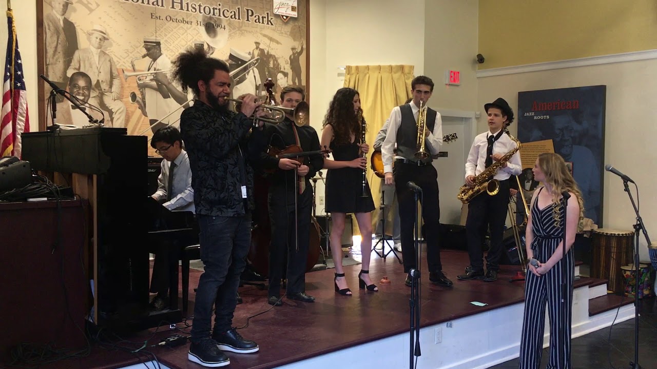 Ashlin Parker performing with Mission Bay Preservationists