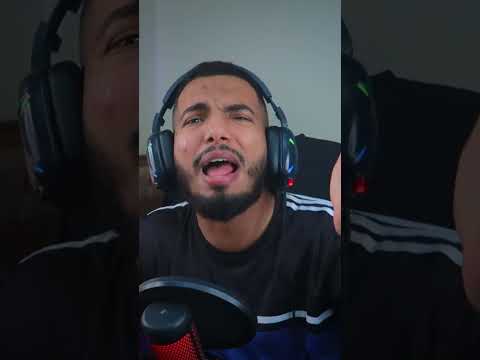 نقرة خفيفة من الخلف بس