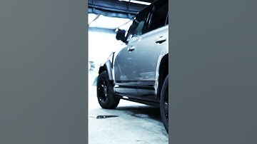 We installed deployable electric side steps on a 2023 Land Rover Defender. #rangeroverdefender