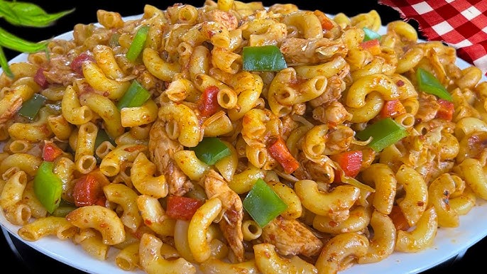 Yaponiyalik ayol mast eri uxlab yotganida sikiladi.