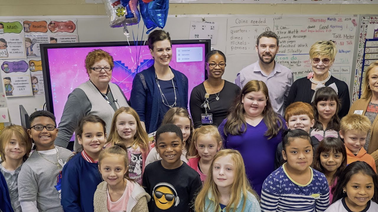 SuperStar Teacher of the Month Regina Richardson of West Clayton