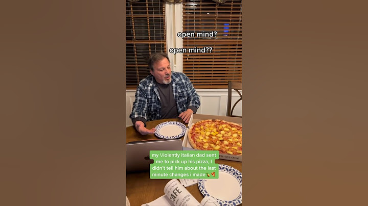 Dad Loses His Mind Over Pineapple On Pizza