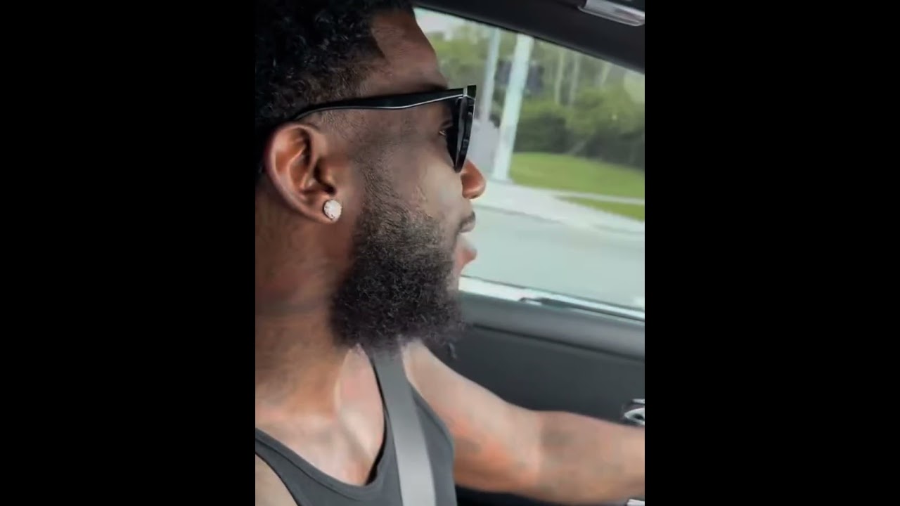 Gucci says he dropped fto sett,mac critter,brezdn,big walk dog ,kato2x he kept poohshiesty, foo