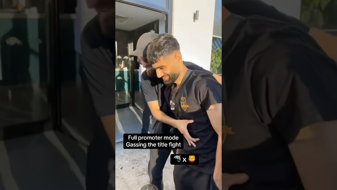 Full promoter mode. Gassing the title fight!!