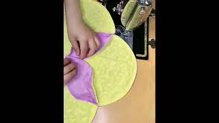 Sew throw pillows with nine round pieces of fabric screenshot 2