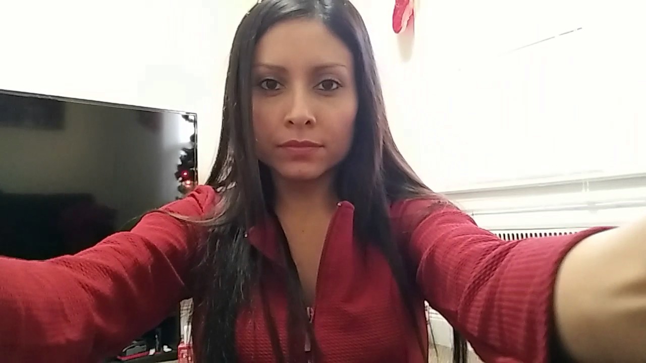 Ролевая игра в парикмахерскую ASMR: расчесывание и стрижка