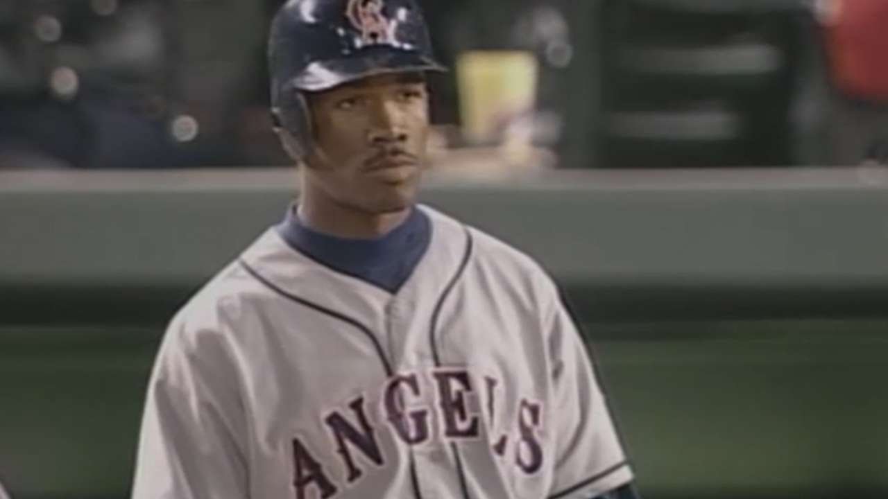 CAL@TEX: Garret Anderson collects six hits in a game