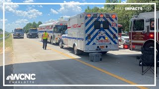 Crash on I-485 in Charlotte kills 6 people, Medic says 6 Dead 1 Hurt In Crash On I 485 Near Charlotte