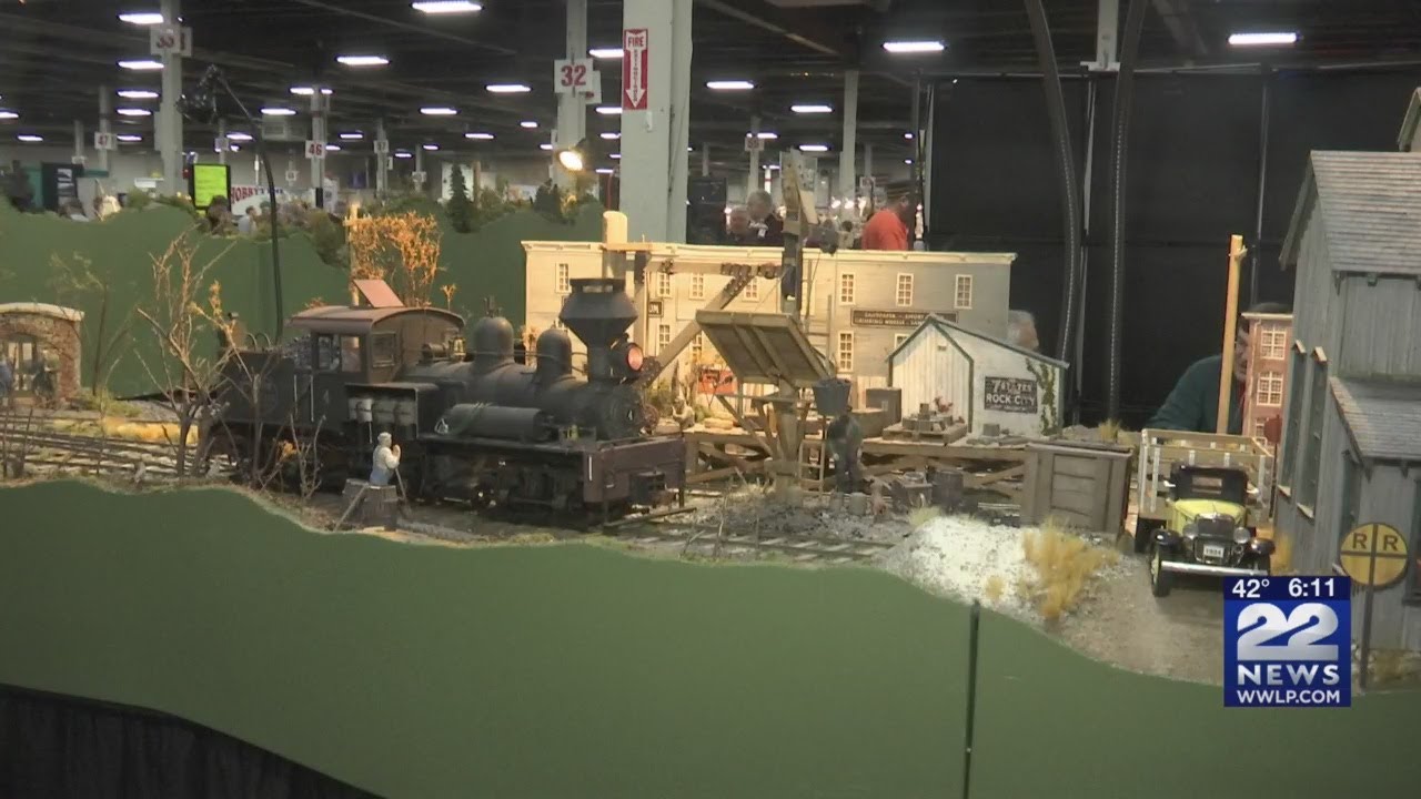 Model train enthusiasts gather for Amherst Railway Society Show YouTube