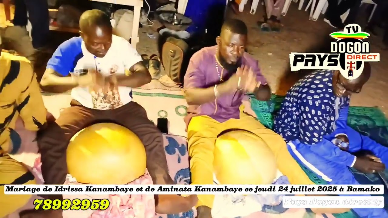 Moussa Guiré le maestro et Issa Goudienkilé la vedette de la musique  sur pays Dogon direct tv  
