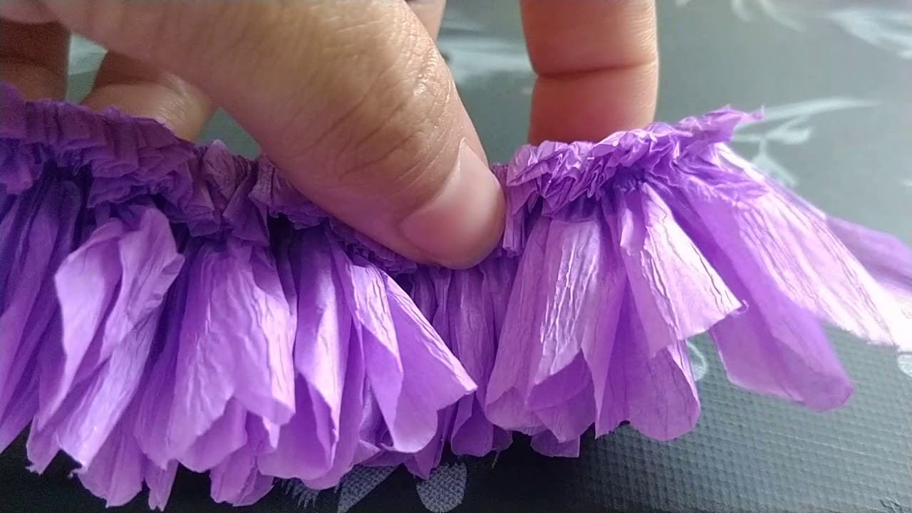 Mini flor de papel crepom