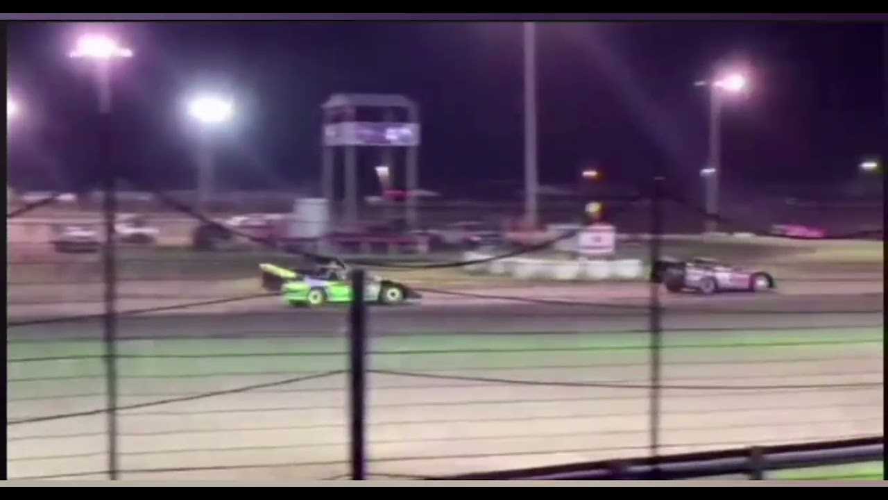 Farmer City IL 2024. Broke a throttle linkage. 