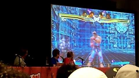 Street Fighter X Tekken NYCC Seth Killian Showing off gems