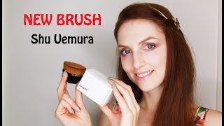 SHU UEMURA - новинки. Тестируем кисть для нанесения тональной основы, базы, кисти, тональная основа