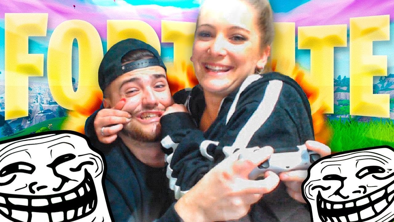 ROSITA ME TROLLEA EN FORTNITE