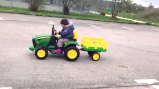 Kinder Elektro-Traktor
