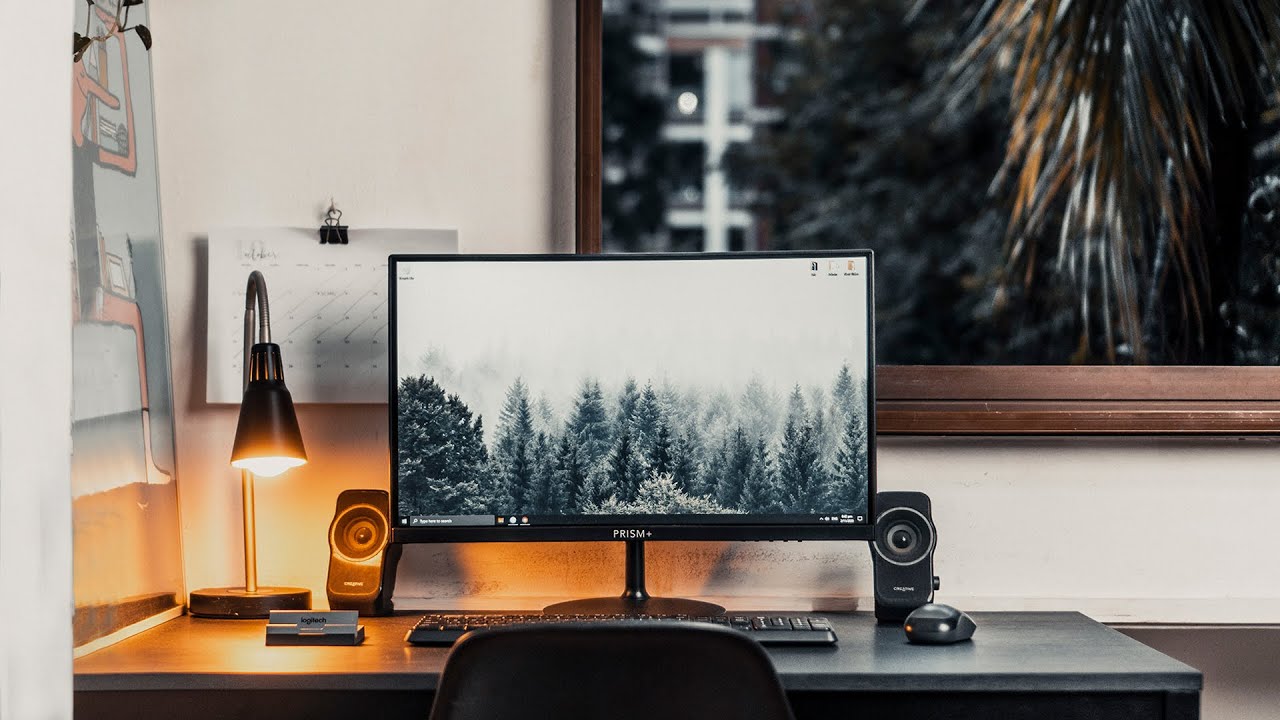 Minimalist Desk Setup