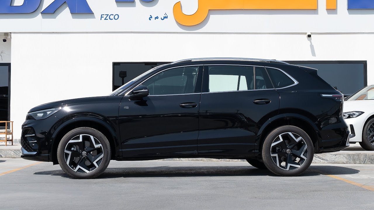 Volkswagen Tiguan L Pro 380TSI 2WD R Line 2 0L Smart Leading 2025
