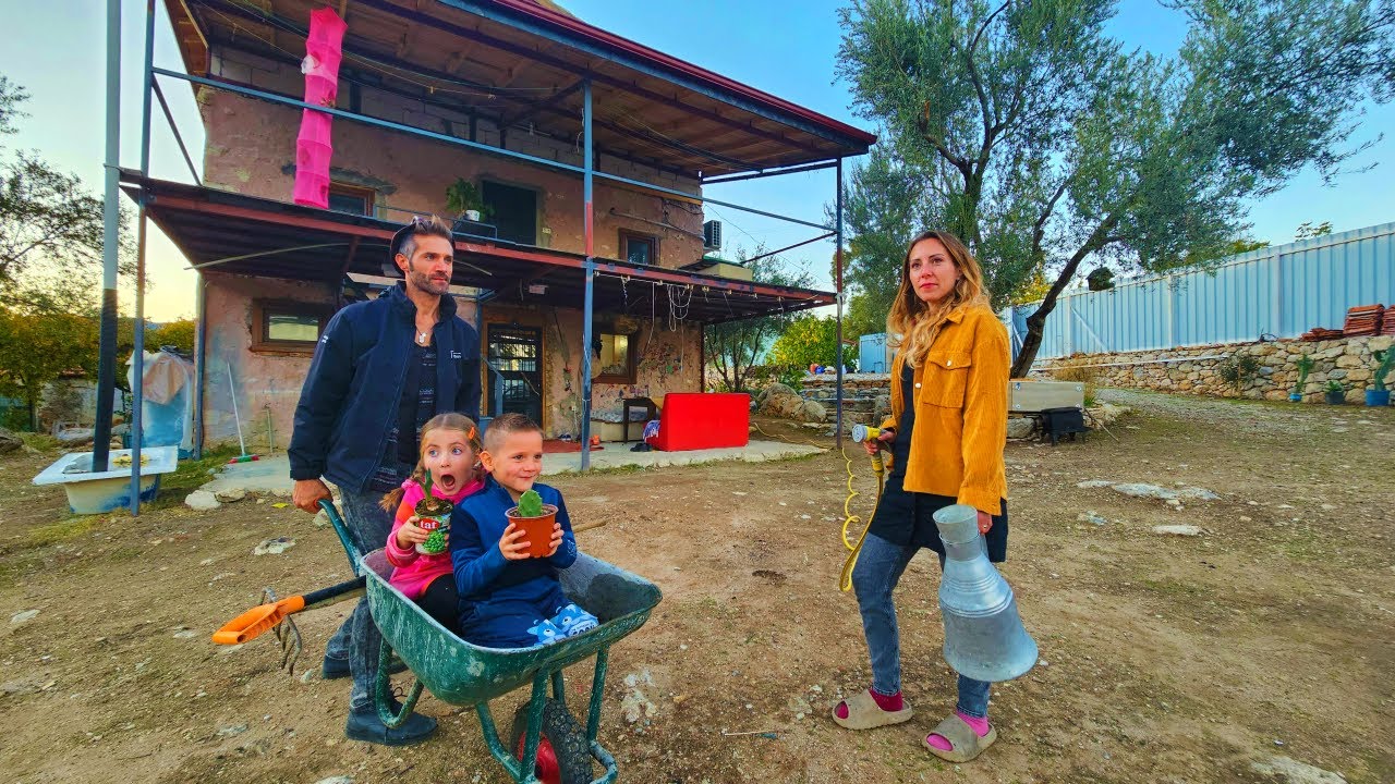 ЖИЗНЬ В ТРИДЦАТЬ ДЕРЕВНЕ! Отец-турок и мать-чешка. Они устроили ферму из выброшенных отходов!