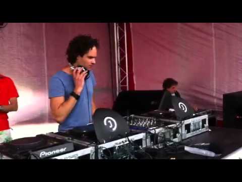Julian Vincent @ Luminosity Beach Festival 2011