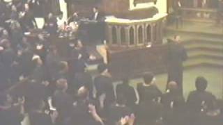 St. James Mass Choir - We Are On Our Way/Praise The Lord chords