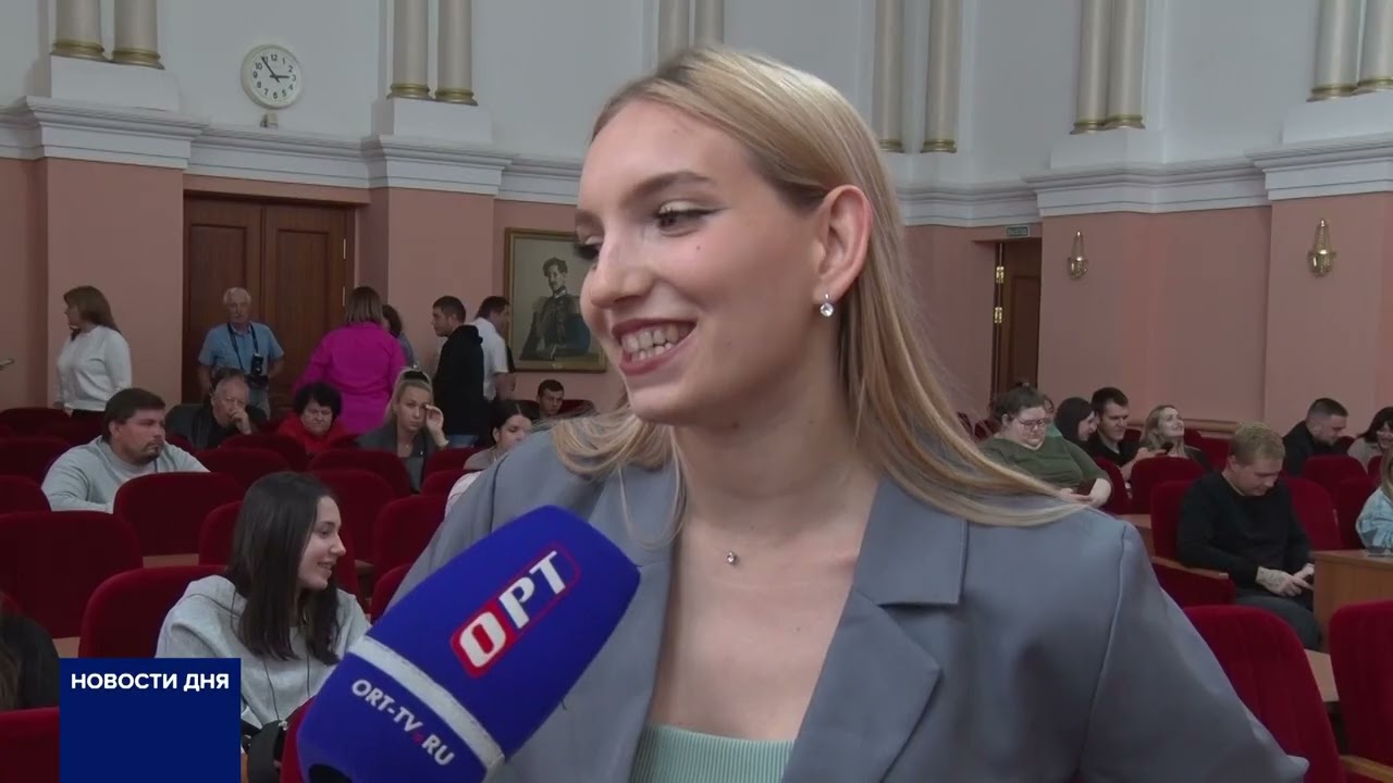 В ОРЕНБУРГЕ ДЕТЯМ СИРОТАМ ВРУЧИЛИ КЛЮЧИ ОТ КВАРТИР