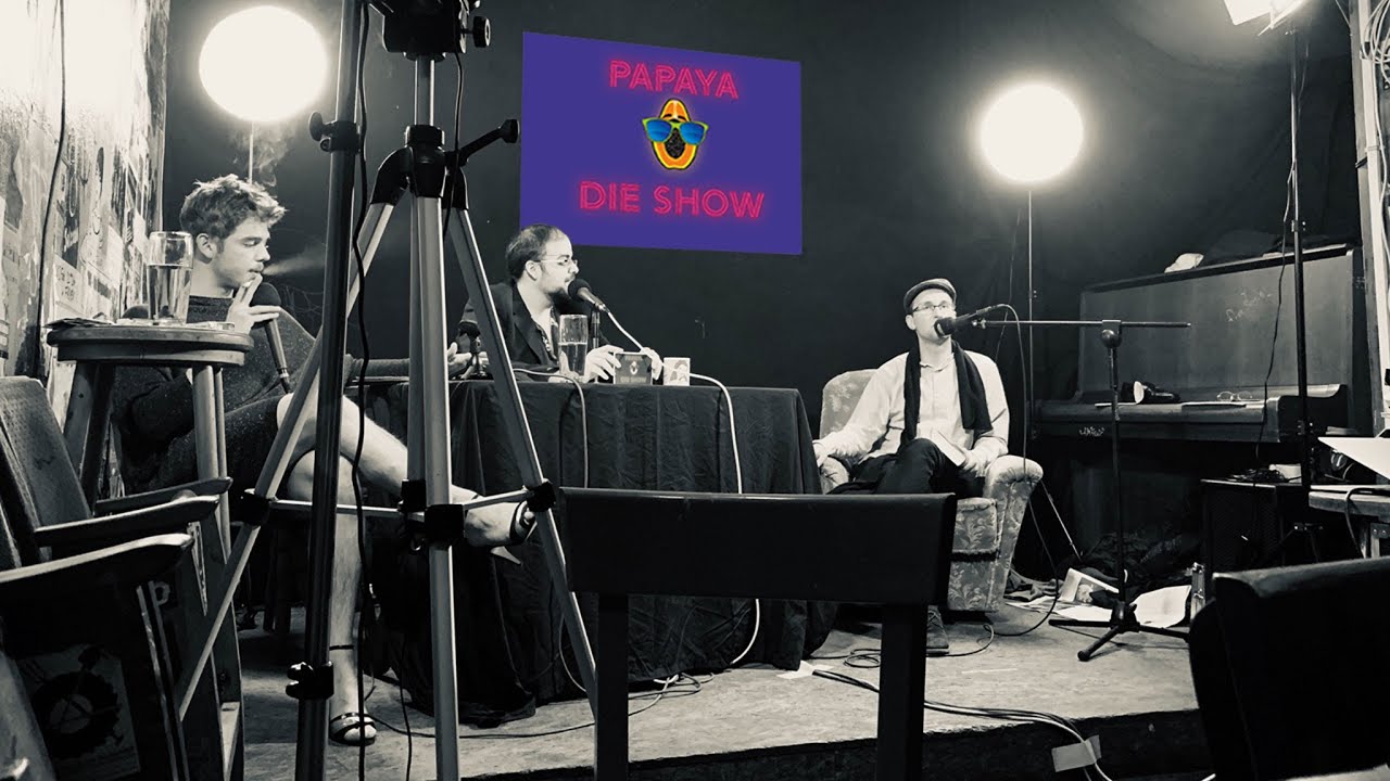 Papaya. Die Show FOLGE 1 | Pfeffi für Ariana Grande