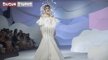 Phản ứng của Ái Phương, Hương Giang khi xem người mẫu bị vấp liên tục với bộ váy cưới tuyệt đẹp