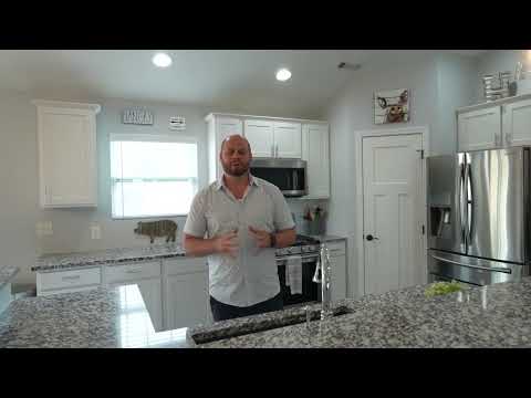 110 Billie Thackett Ln, Clinton, TN home video tour