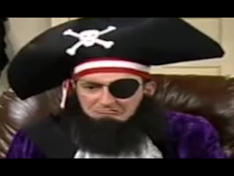 Patchy The Pilock Reacts To Wide Poutine