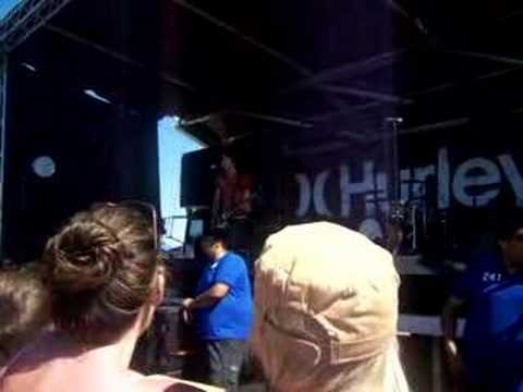 tom singing hey there delilah at warped tour.