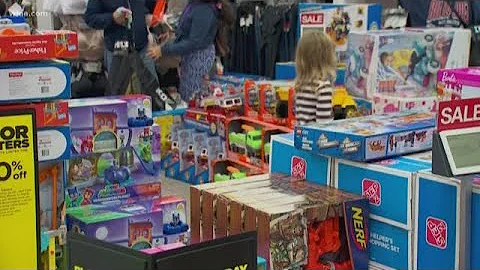 Major stores already open Thanksgiving for Black Friday shopping