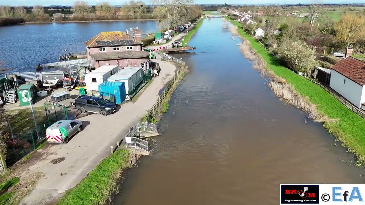 Somerset - Moors & Levels Flooding - River Tone - Currymoor Pumping Station - Environment Agency