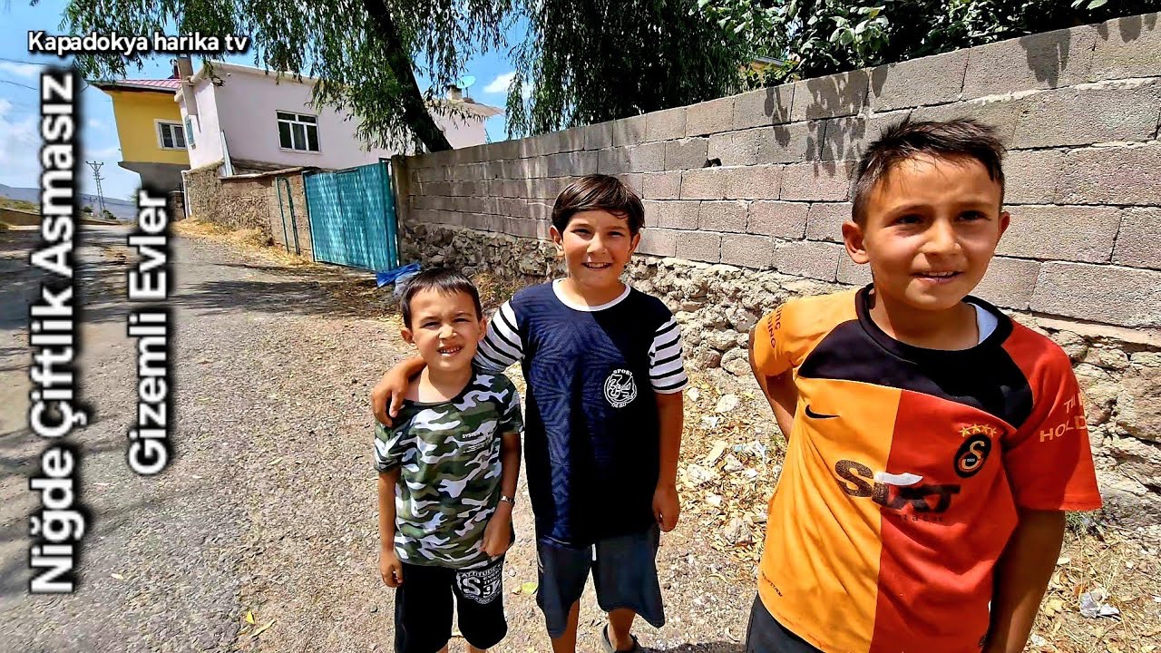 Niğde Çiftlik Asmasız Mahallesi Gizemli Evler sokak geçişi 