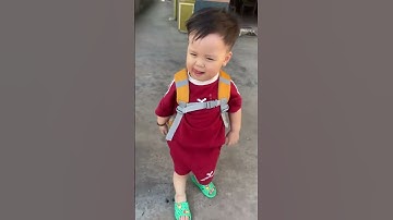 Con chào bố mẹ con về học