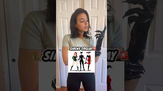 The gloves are my favorite part 😮‍💨😻 #cosplayshorts #gothamcity #catwoman #dccomicsuniverse