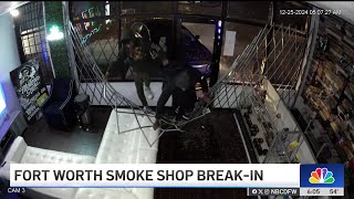Caught on Camera: Christmas morning break-in at Fort Worth smoke shop | NBCDFW