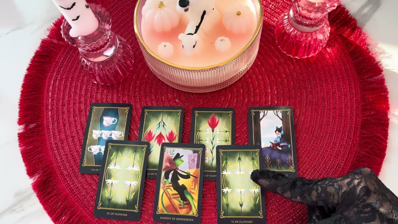 Анализ их текущих чувств и намерений с помощью 10 карт 🌸💍