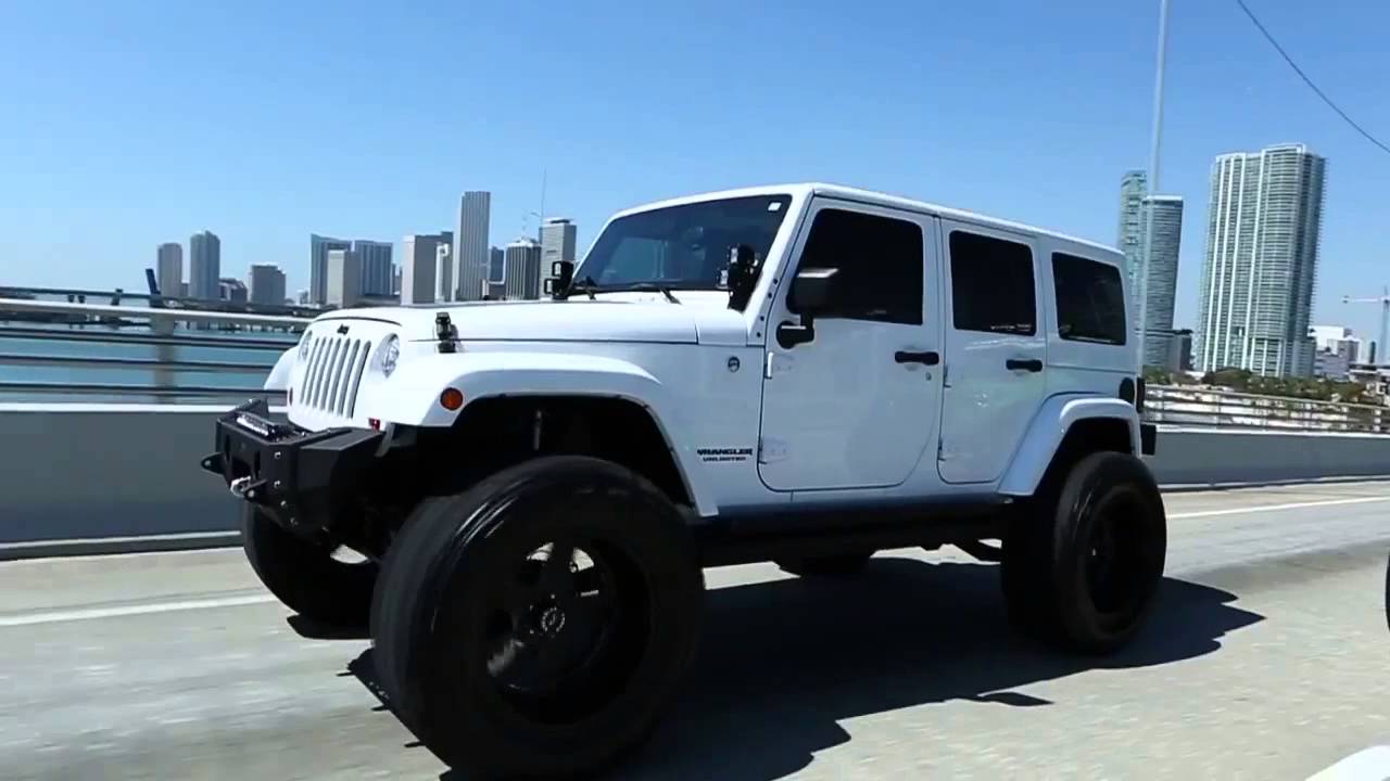 VPR4X4 Ultima Bumper Jeep Wrangler short video