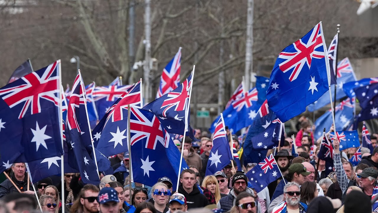 ‘Immigration is too high’: Liberal Party urged to have sensible migration debate