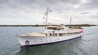 Istros Leaving Makkum