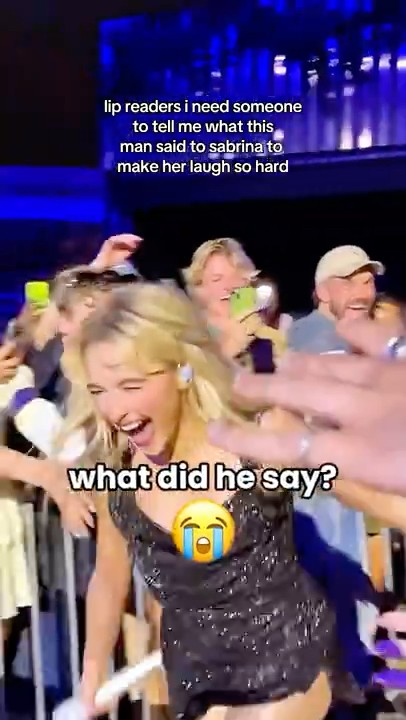 This GUY Made Sabrina Carpenter's Day 😳😂