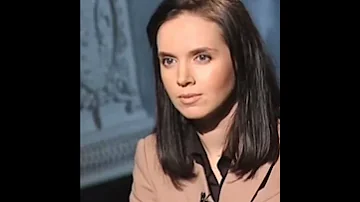 Ведущая поставила в тупик Ренату Литвинову