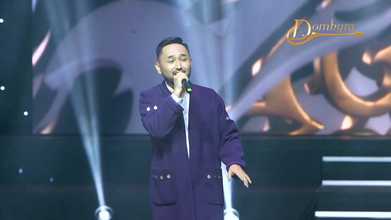 Сексуалды әйелдердің төменгі көрінісі фотосы