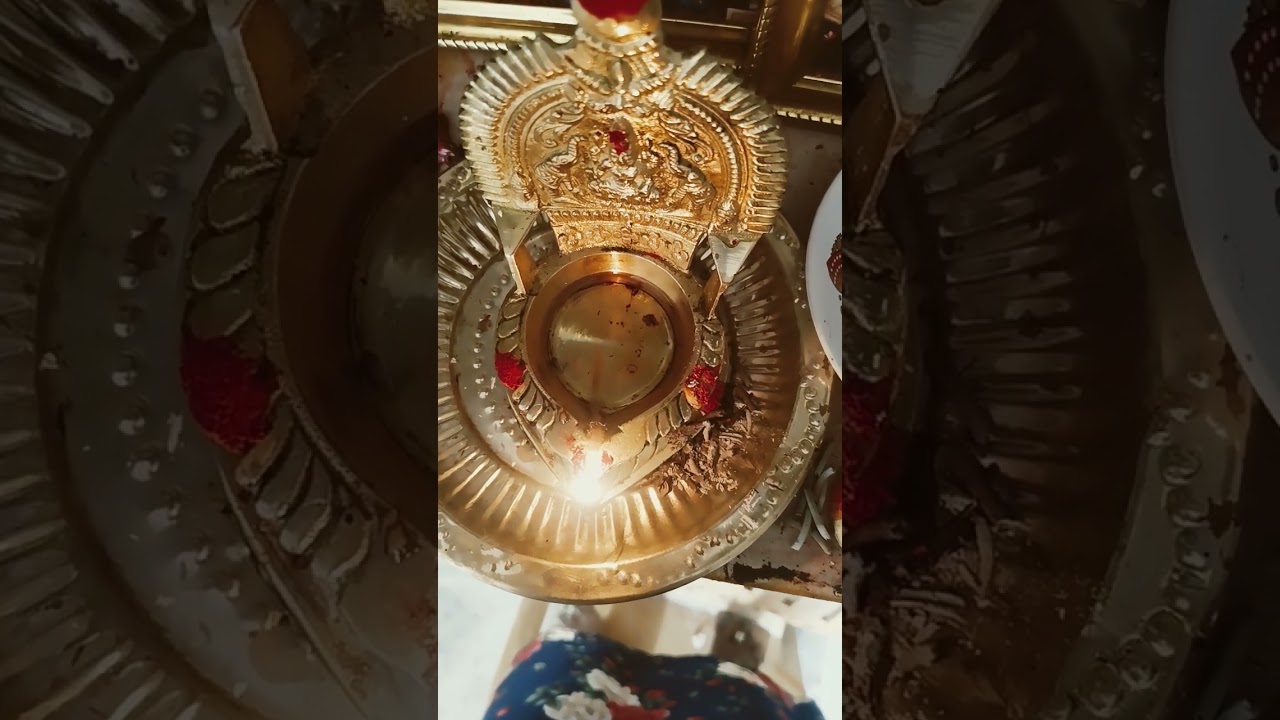 పూజ గదిలో దీపం ఏ దిషలో వెలిగిస్తే మంచిది