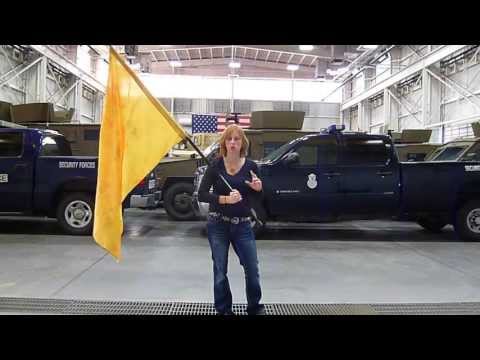 Cara Dasar-Dasar Bendera: Bagian 1 dari 2