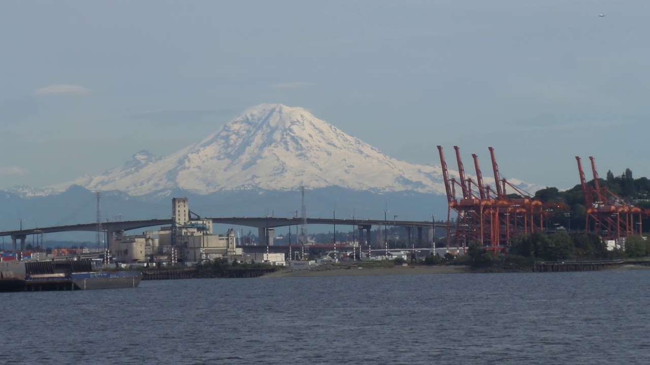 Mt Rainer from Seattle Ferry / Bainbridge - YouTube
