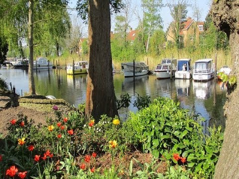 Welkom in het dorp Terheijden- N/B  door Tine de Jong