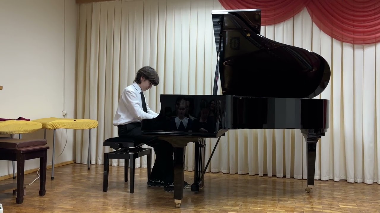 Алексей Зерненко , ДМШ № 15 г. Минска , педагог -  В. В.Игнатович ;24.12.25