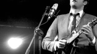 Chris Thile sings Josh Ritter&#39;s &#39;Another New World&#39; @ Whelan&#39;s - Dublin, IE, 14 September